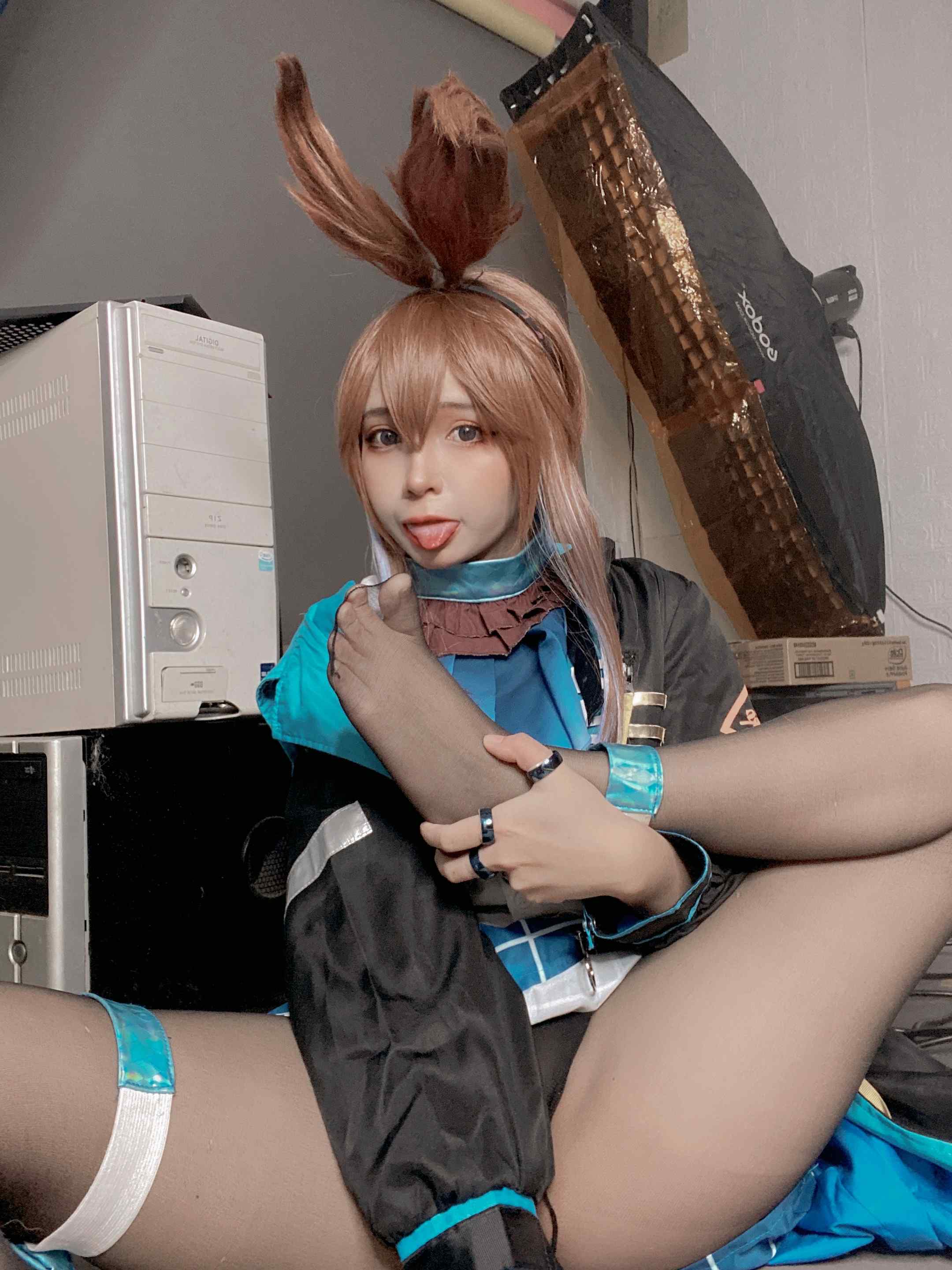 2 NO.19-Amiya (Arknights)-56P【Umeko J】