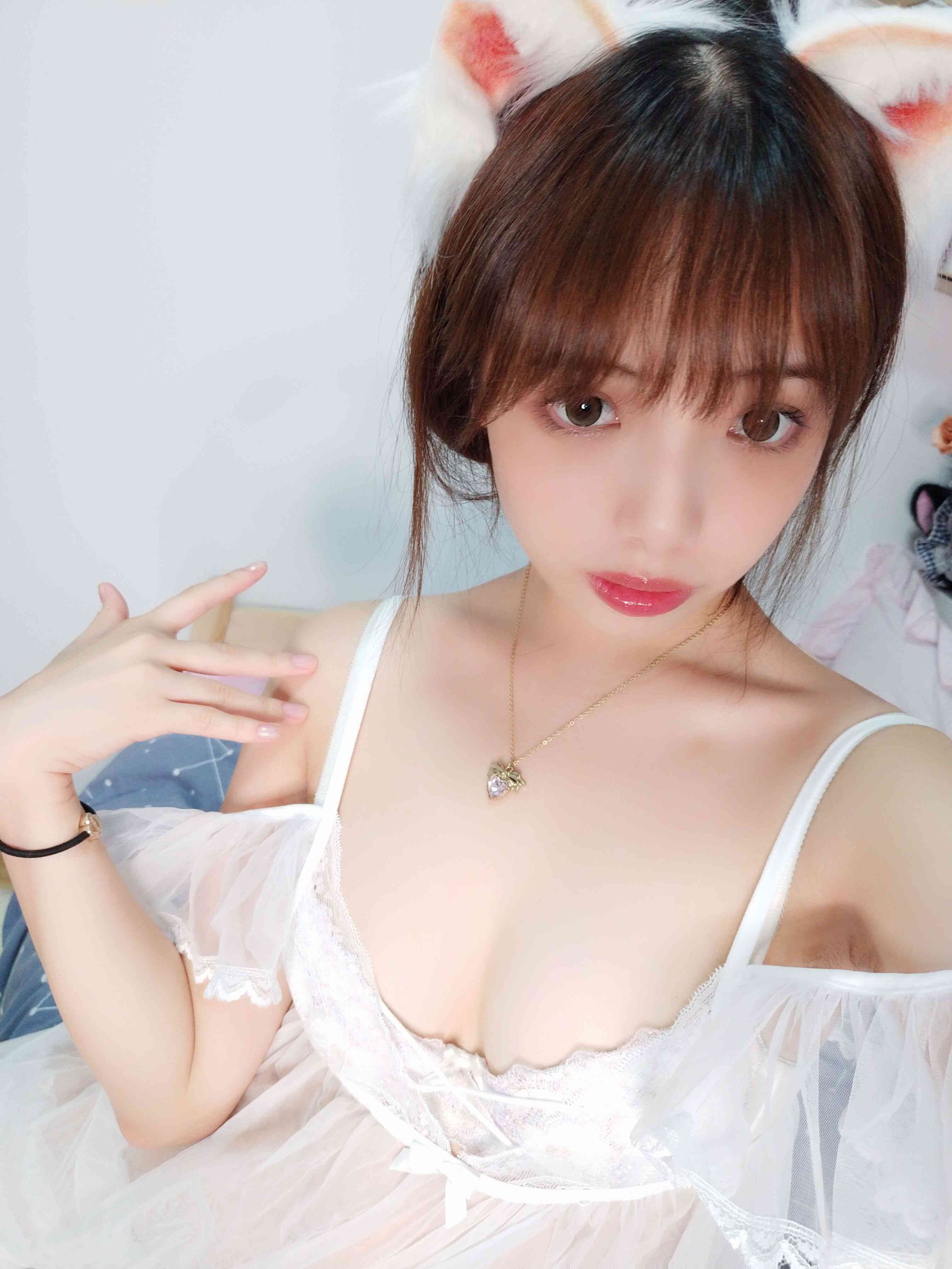 13 NO.003.1-白猫-21P【雯妹不讲道理】