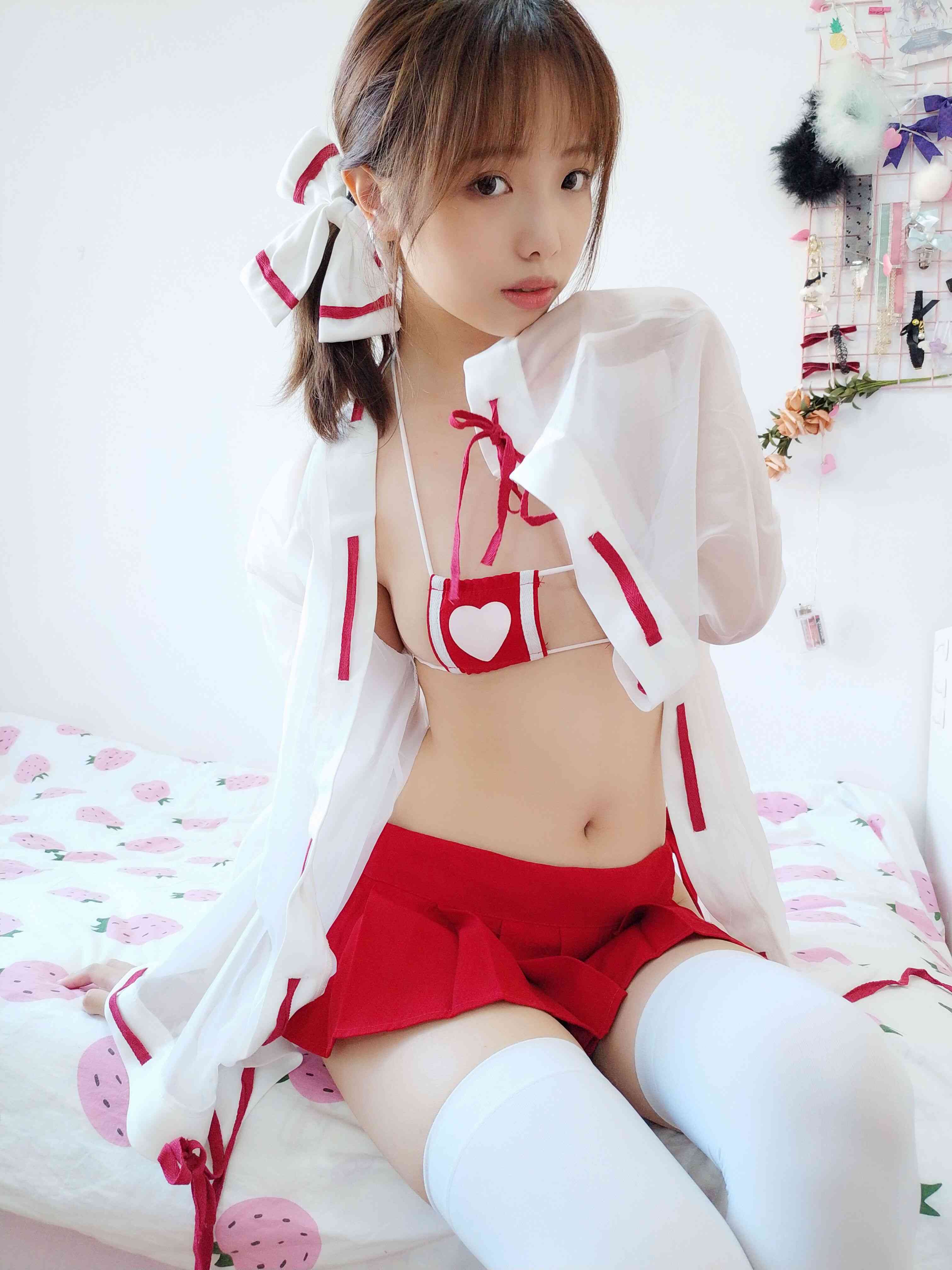 13 NO.003.4-女巫-17P【雯妹不讲道理】